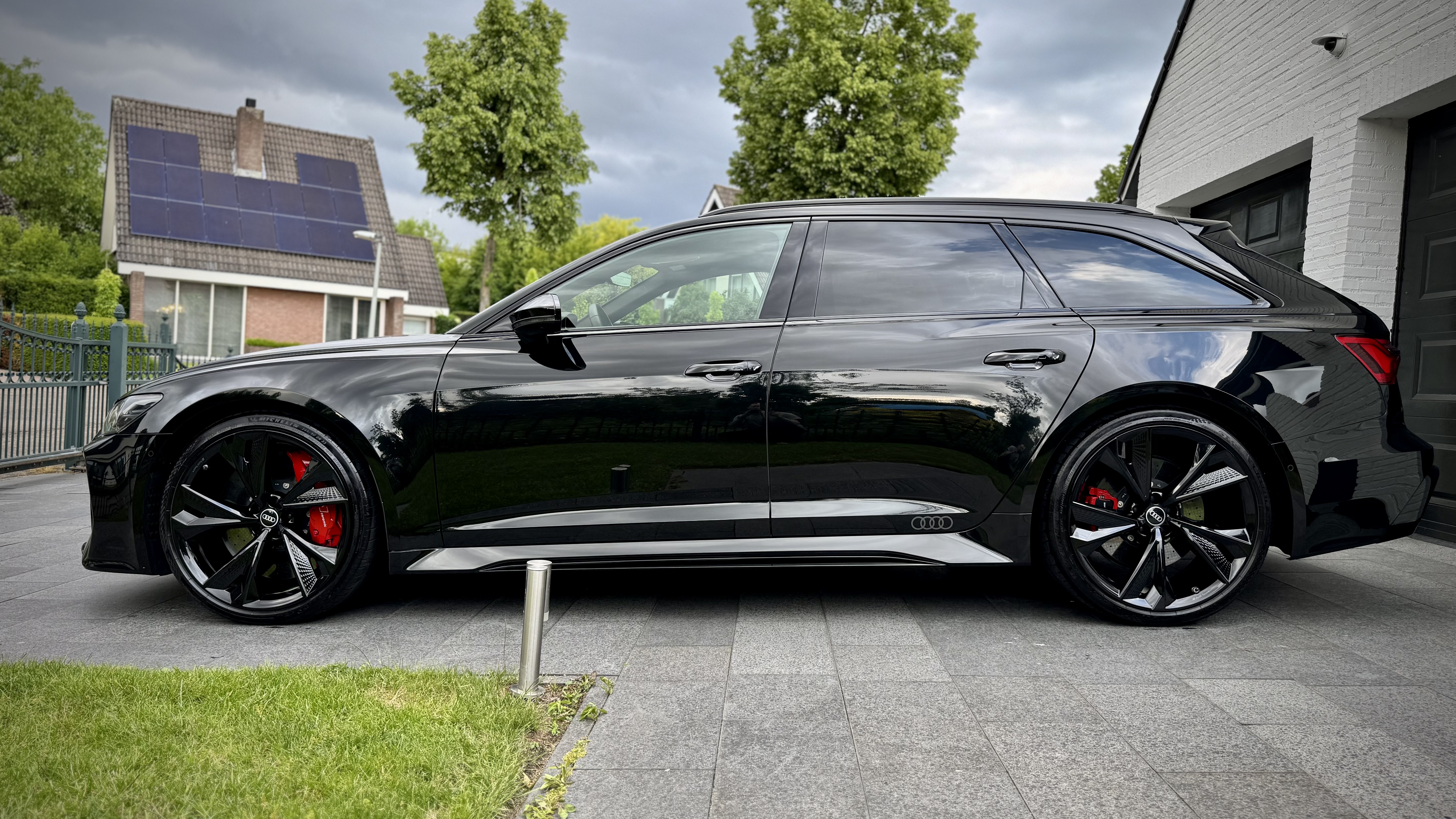 Audi RS6 Avant C8 — APEXclusive